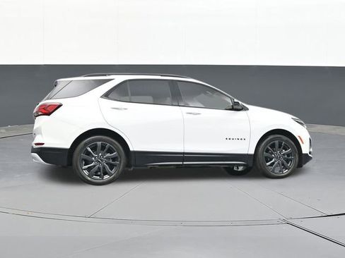 Used 2023 Chevrolet Equinox RS image 48