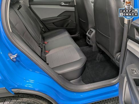 Used 2022 Volkswagen Taos SE image 27