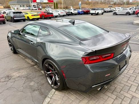 Used 2018 Chevrolet Camaro SS image 9