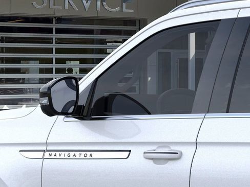 New 2025 Lincoln Navigator L Reserve image 20
