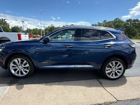 Used 2023 Buick Envision Avenir image 7