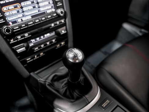 Used 2012 Porsche 911 Carrera 4 GTS image 14