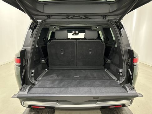 Used 2024 Rivian R1S Adventure image 15