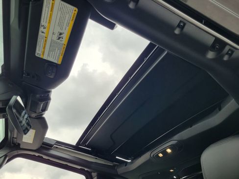 New 2026 Jeep Wrangler Unlimited Rubicon image 16