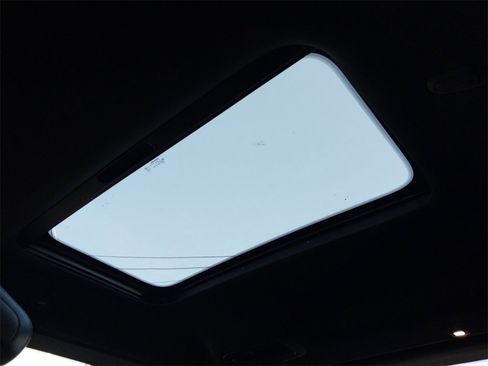 Used 2022 Jeep Wagoneer Series III w/ Premium Group I image 15