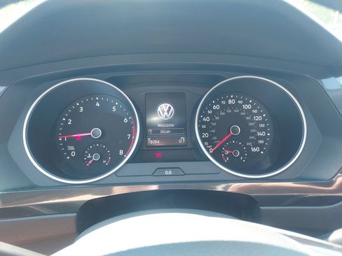Used 2019 Volkswagen Tiguan SE w/ 3rd Row Seat Package AWD/4WD image 12