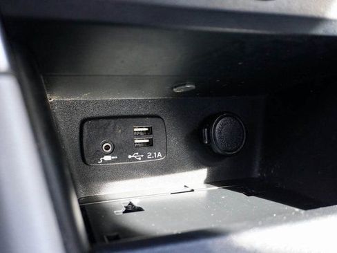 Used 2021 Subaru Forester AWD/4WD image 26