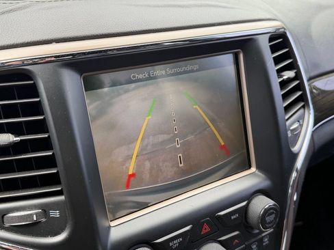 Used 2014 Jeep Grand Cherokee Overland RWD image 21