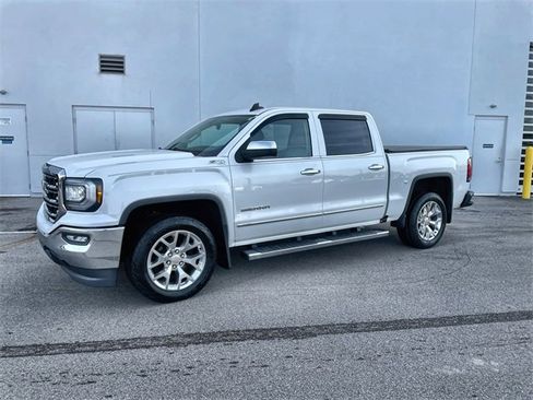 Used 2018 GMC Sierra 1500 SLT w/ SLT Premium Package image 2
