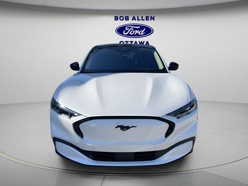 Used 2024 Ford Mustang Mach-E Premium image 7