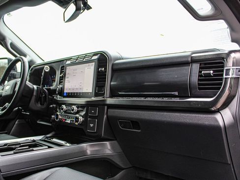 Used 2024 Ford F350 Lariat w/ Lariat Ultimate Package image 18