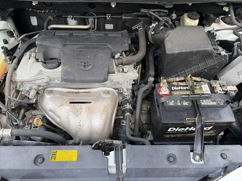 Used 2014 Toyota RAV4 XLE FWD image 21