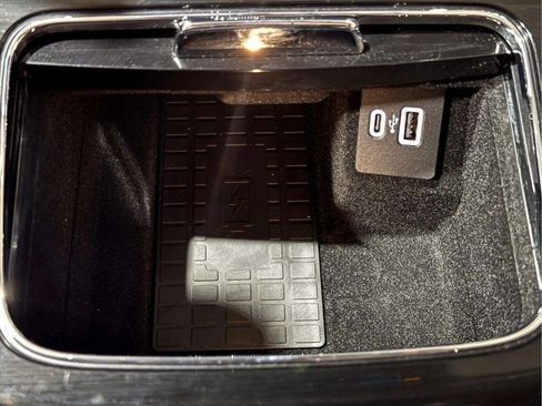 Certified 2023 Lincoln Nautilus Reserve w/ Monochromatic Package image 14