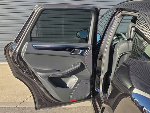 New 2026 Porsche Macan S image 17