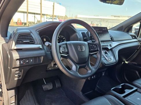 Used 2025 Honda Odyssey Sport-L image 15