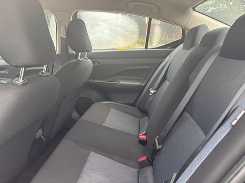Used 2025 Nissan Versa SV FWD image 21