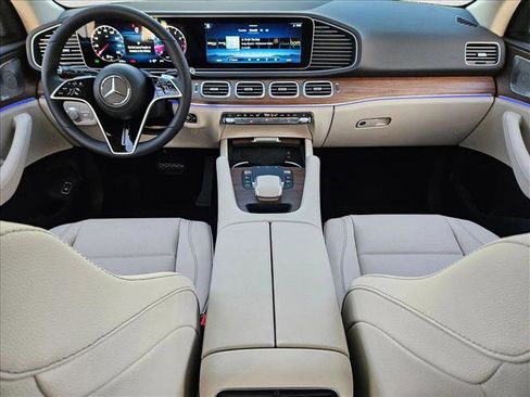 Used 2025 Mercedes-Benz GLE 350 4MATIC image 15