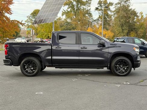 Used 2023 Chevrolet Silverado 1500 RST w/ Z71 Off-Road Package image 4