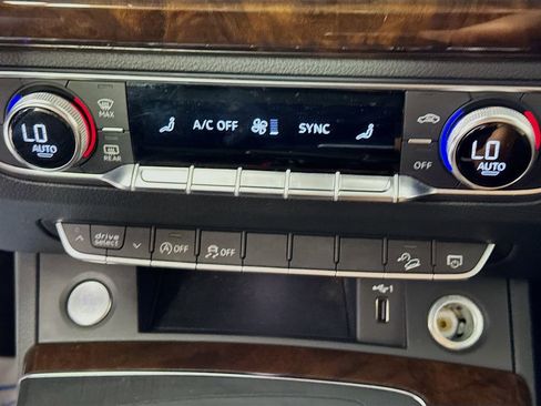 Used 2019 Audi Q5 2.0T Premium image 18