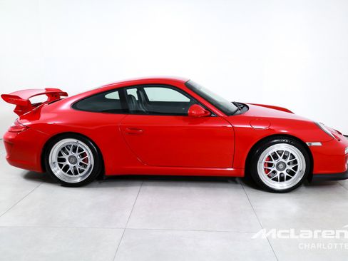 Used 2010 Porsche 911 GT3 RWD image 10