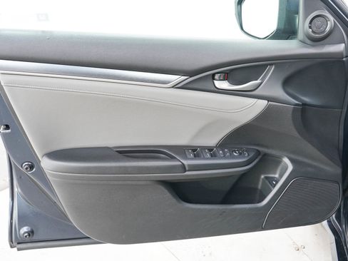 Used 2017 Honda Civic EX-L image 18