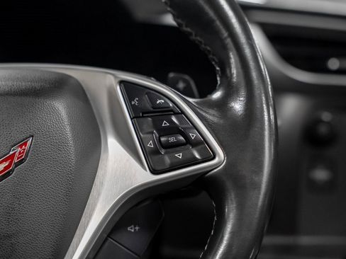 Used 2019 Chevrolet Corvette Stingray Coupe w/ Carbon Flash Badge Package image 37