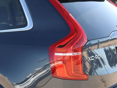 Used 2023 Volvo XC90 B6 Ultimate w/ Protection Package Premier AWD/4WD image 12