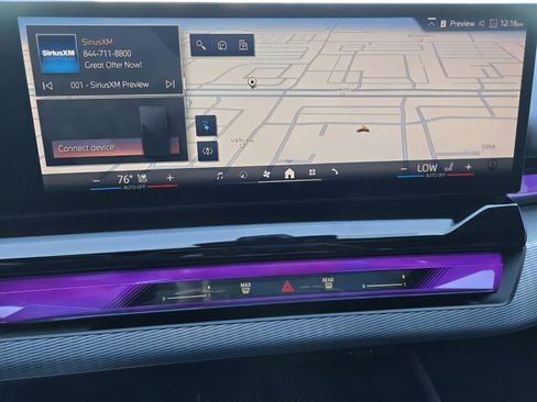 Used 2025 BMW i5 eDrive40i w/ M Sport Package image 13