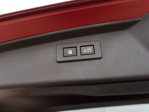 Used 2024 Subaru Outback Limited XT image 12