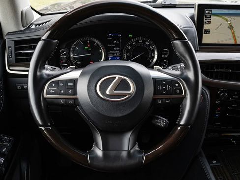 Used 2021 Lexus LX 570 4WD w/ Luxury Package image 25