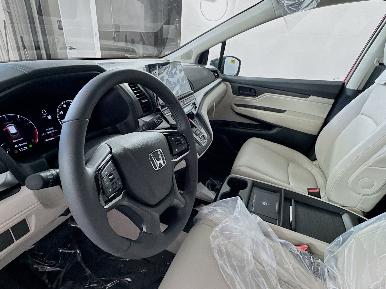 Used 2026 Honda Odyssey EX-L image 13