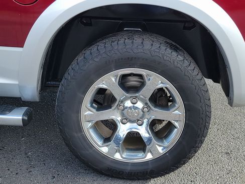 Used 2018 RAM 1500 Laramie w/ Convenience Group image 13