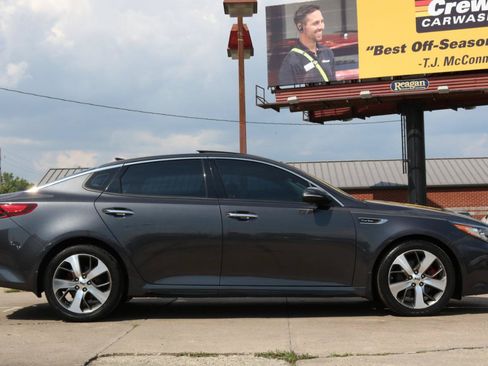 Used 2018 Kia Optima SX FWD image 8