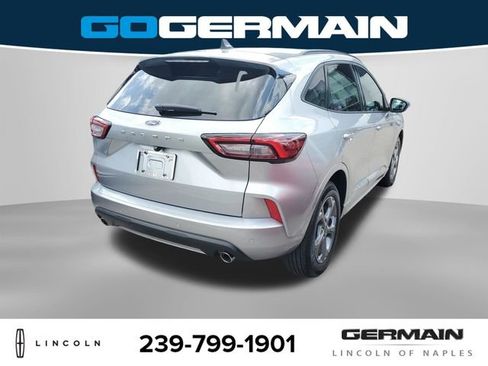 Used 2023 Ford Escape ST-Line w/ Tech Pack #1 FWD image 7