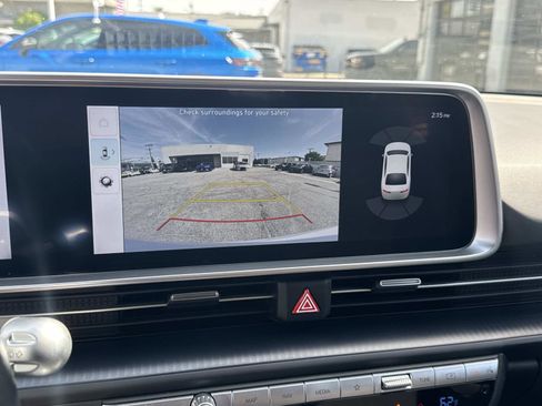 Used 2024 Hyundai Ioniq 6 SE RWD image 27