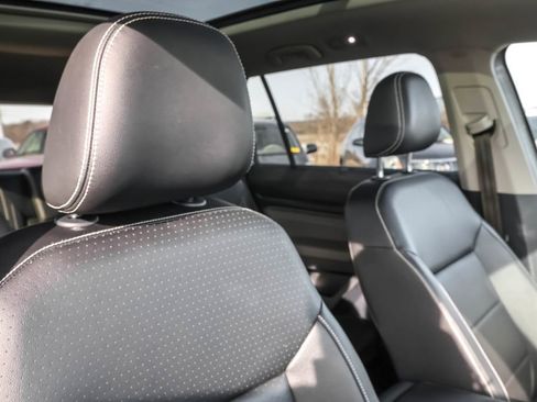 Used 2022 Volkswagen Atlas SEL image 39