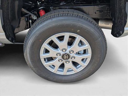 New 2025 Toyota Tacoma SR5 image 9