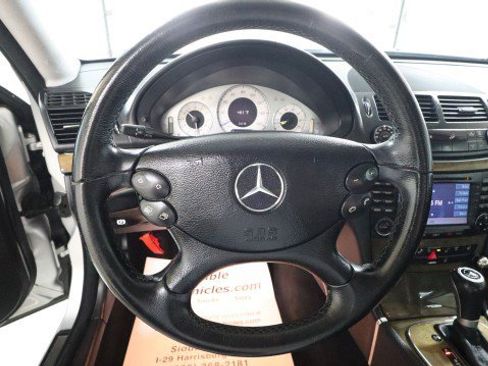 Used 2007 Mercedes-Benz E 350 350 4Matic V6 AWD image 17