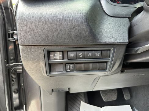 Used 2025 Toyota Tundra SR5 AWD/4WD image 21