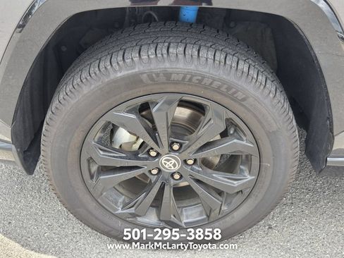 Used 2023 Toyota RAV4 SE AWD/4WD image 16