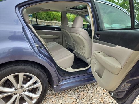 Used 2013 Subaru Legacy 2.5i Premium w/ All-Weather Pkg + Moonroof AWD/4WD image 14