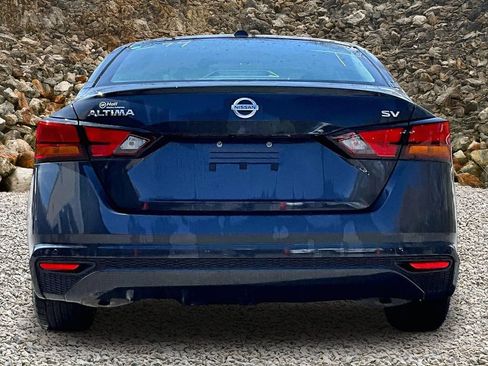 Used 2022 Nissan Altima 2.5 SV FWD image 4