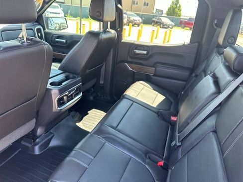 Used 2019 Chevrolet Silverado 1500 High Country AWD/4WD image 18