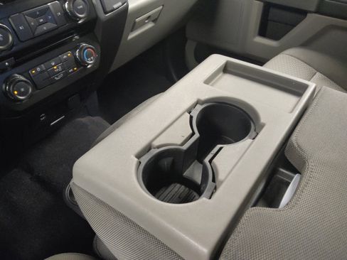 Used 2016 Ford F150 XLT RWD image 26