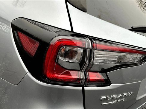 Used 2025 Subaru Outback Premium w/ Popular Package #1A AWD/4WD image 30