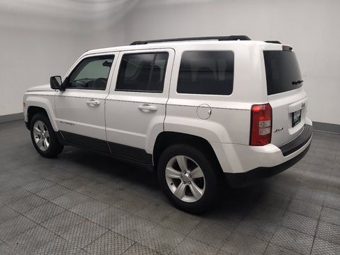 Used 2014 Jeep Patriot Latitude AWD/4WD image 3
