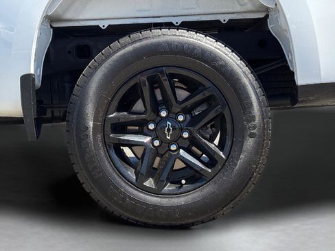 Used 2020 Chevrolet Silverado 1500 LT Trail Boss AWD/4WD image 12