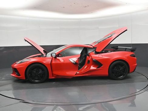 Used 2026 Chevrolet Corvette Stingray Coupe RWD image 61