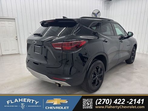 Used 2024 Chevrolet Blazer LT w/ Convenience Package image 3