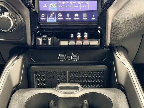 New 2026 RAM 1500 Big Horn AWD/4WD image 15